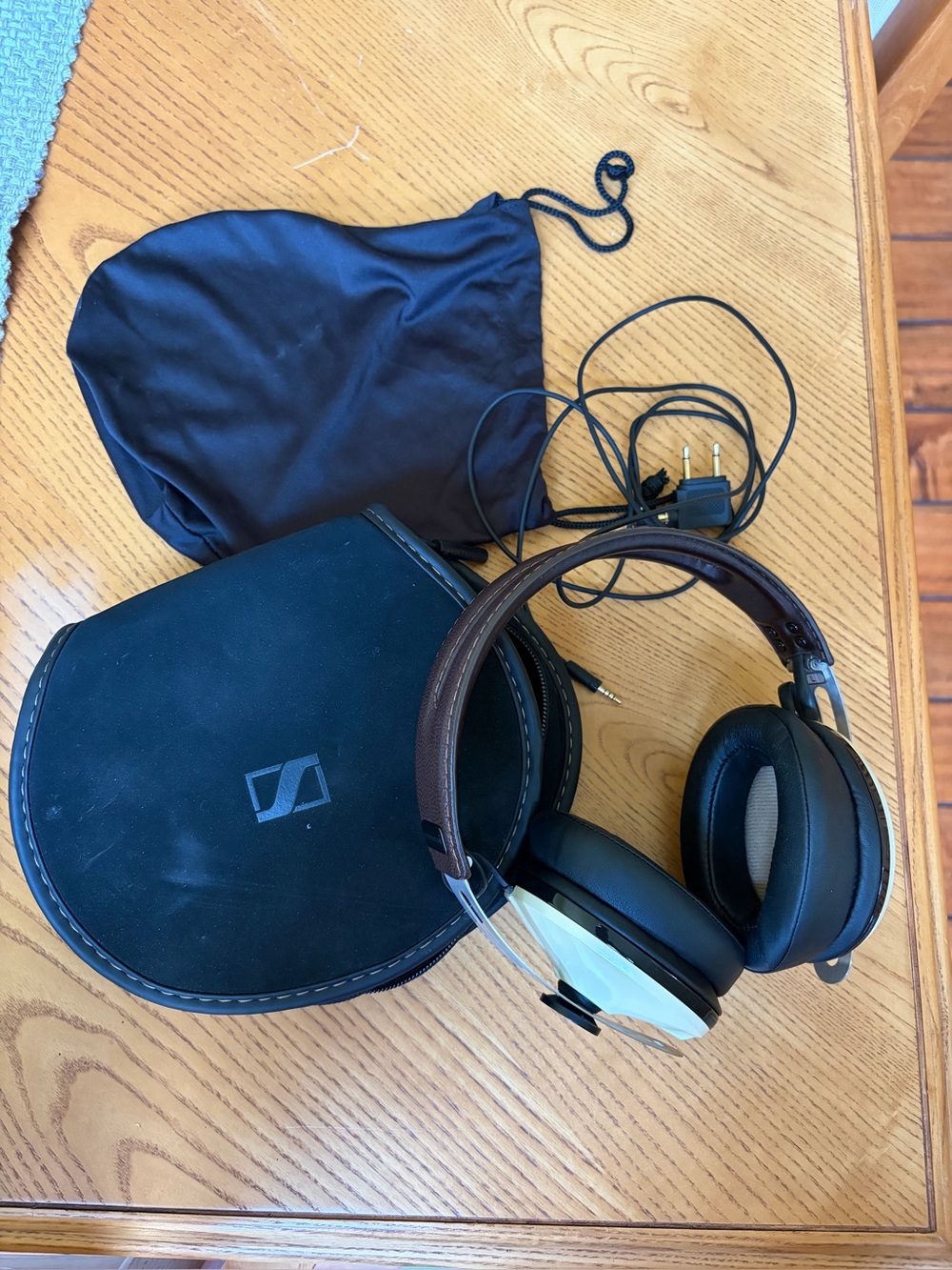 Sennheiser Momentum 1 Wired/Wireless On Ear Headphones